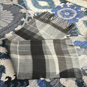 MERONA Women's Gray Plaid Fringe Scarf